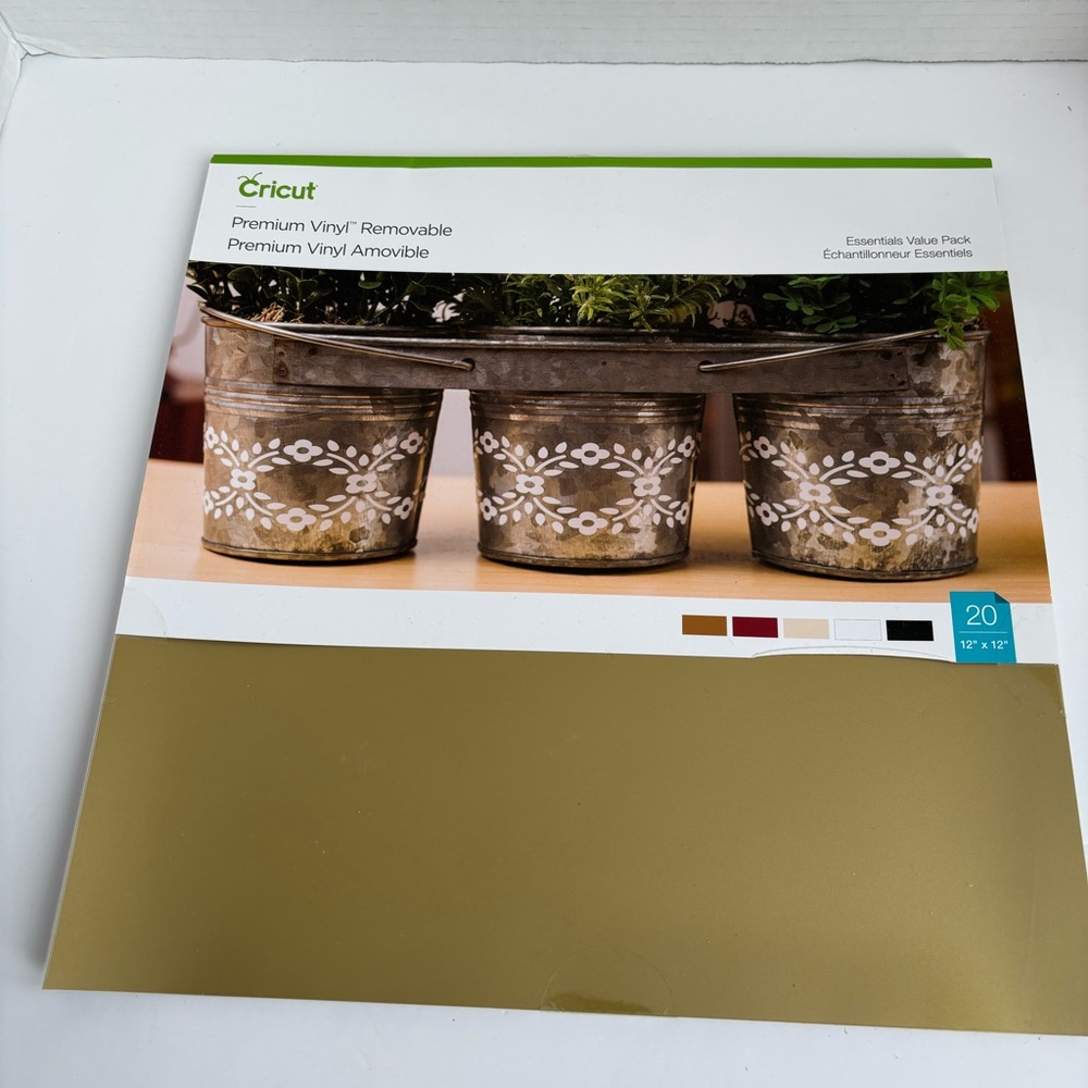 Cricut premium vinyl removable- essential value pack